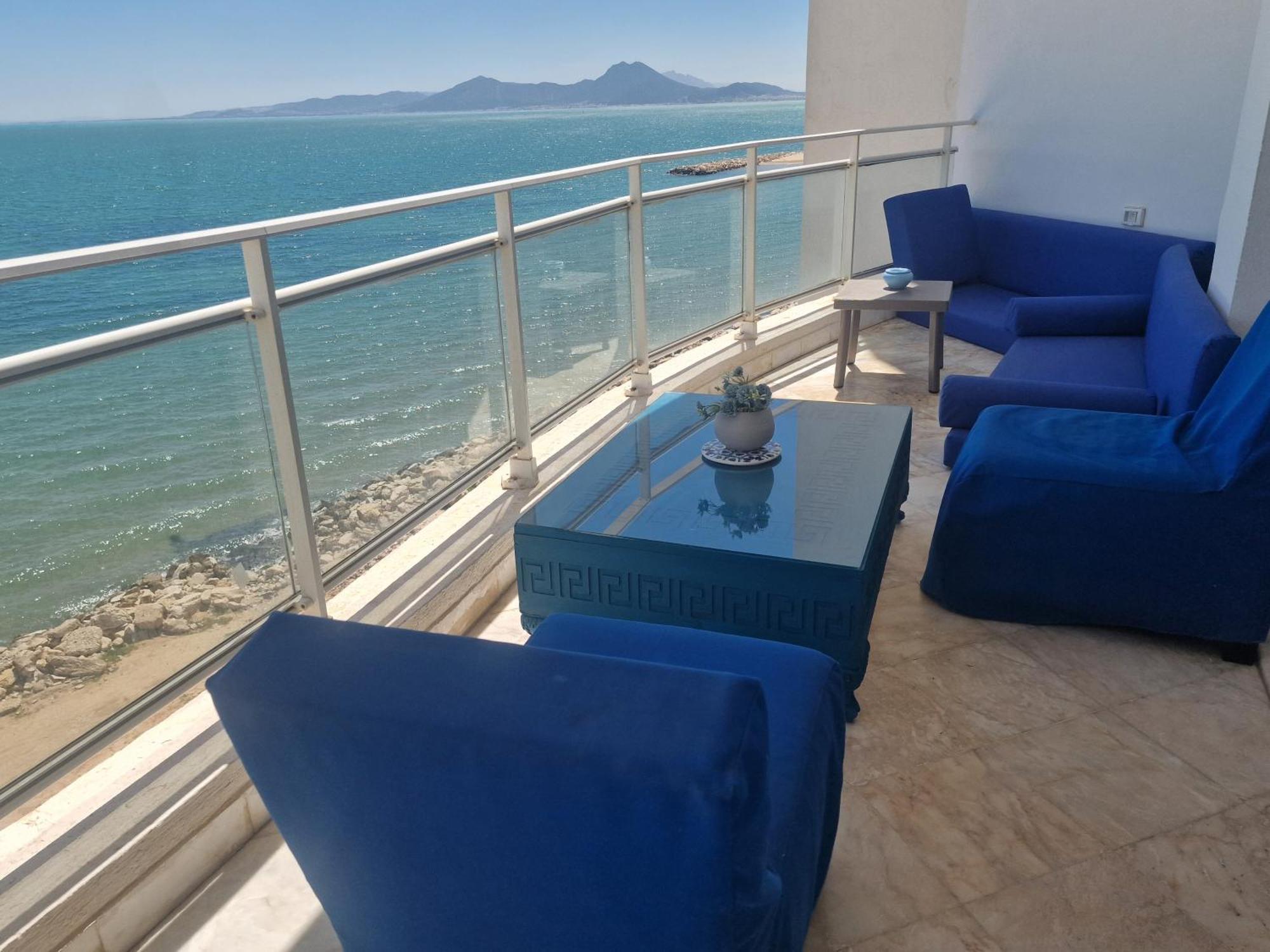 The Bleu Sea شقة